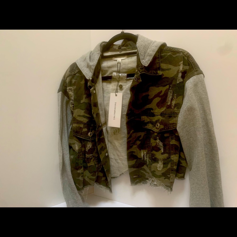 Cropped camo and grey jacket